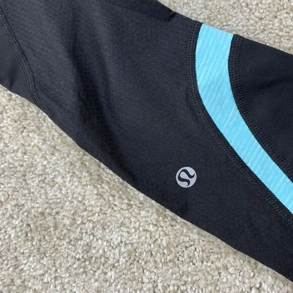 Lululemon Women Size 4 Leggings Crop Yoga Gym Back Pocket 21" Inseam 27-13 - Picture 3 of 7